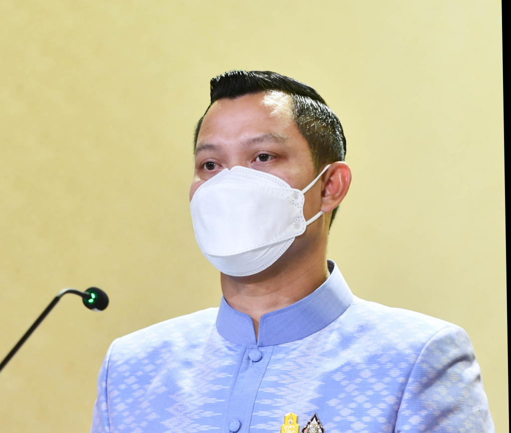 นายกฯ สั่งพาณิชย์ถกผู้ประกอบการศูนย์อาหาร ช่วยลดค่าครองชีพประชาชน