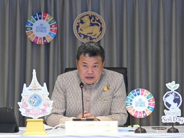 “ปลัดมหาดไทย” ลุยแก้หนี้นอกระบบทั่วประเทศ กำชับทุกจังหวัดเร่งยกระดับคุณภาพชีวิตลูกหนี้ทุกมิติ
