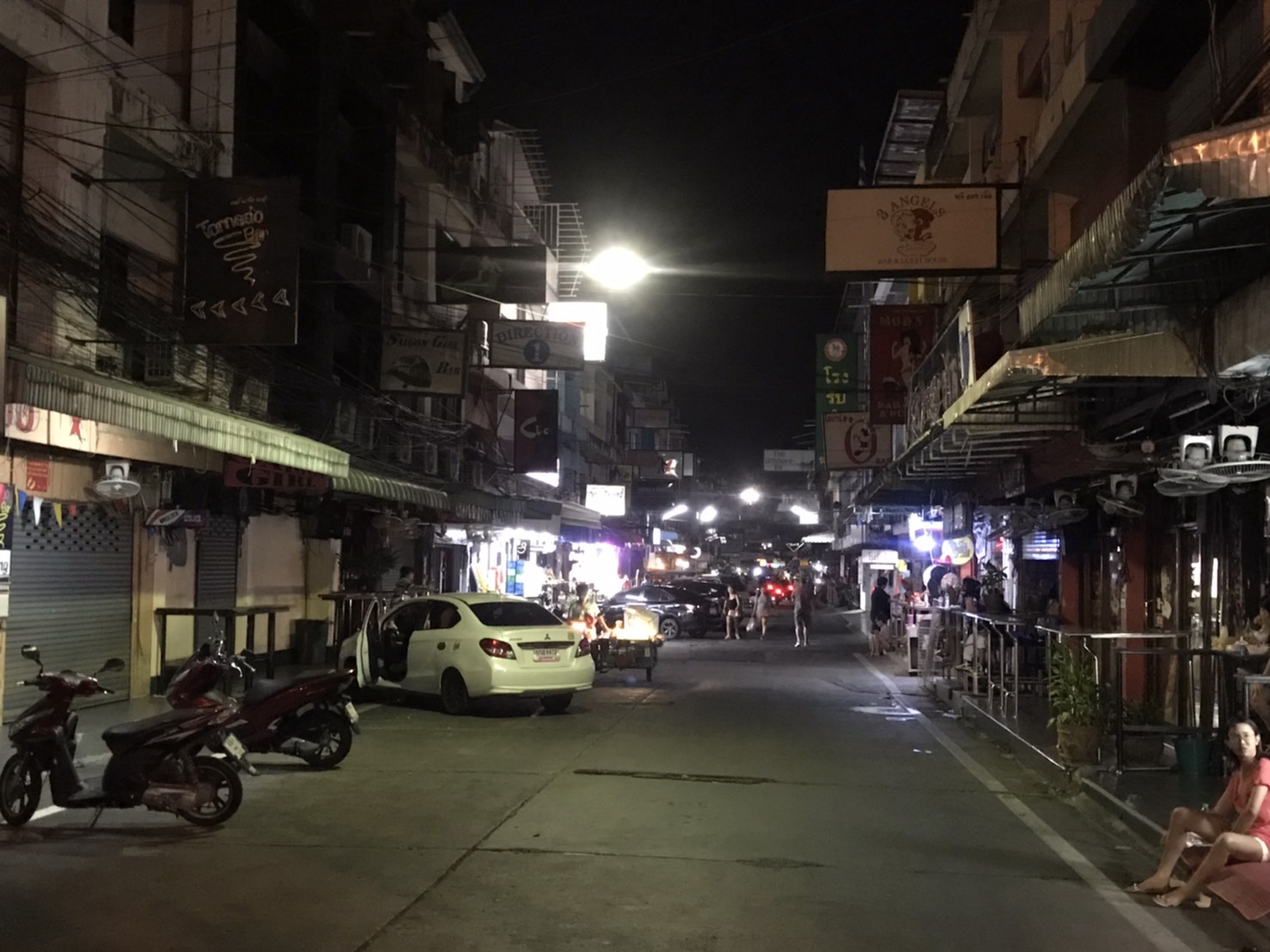 ผู้ประกอบการพัทยาปิด 14 วัน ป้องกันโควิด-19 ระบาด ฝ่าฝืนมีโทษทันที