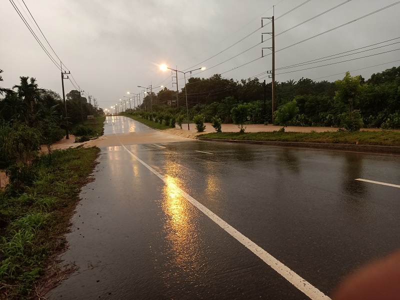 ฝนถล่มตราดกลางดึก 5 ตำบล 2 อำเภอท่วมหนักเร่งสร้างอ่างคลองสะตอแก้ปัญหา