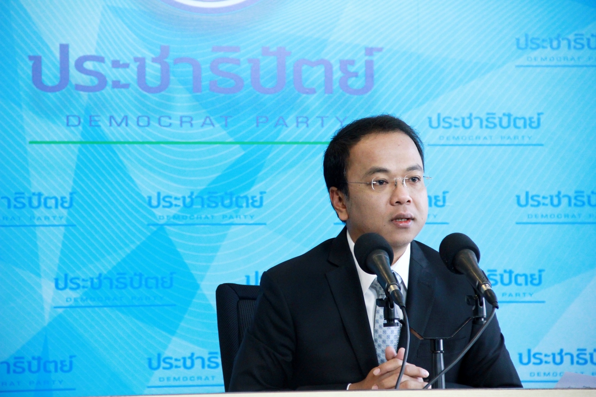 “ราเมศ” ชี้รอดูของจริง “ยิ่งลักษณ์” กลับไทยใช้ “ทักษิณโมเดล” ยุส่งไปให้สุดซอย