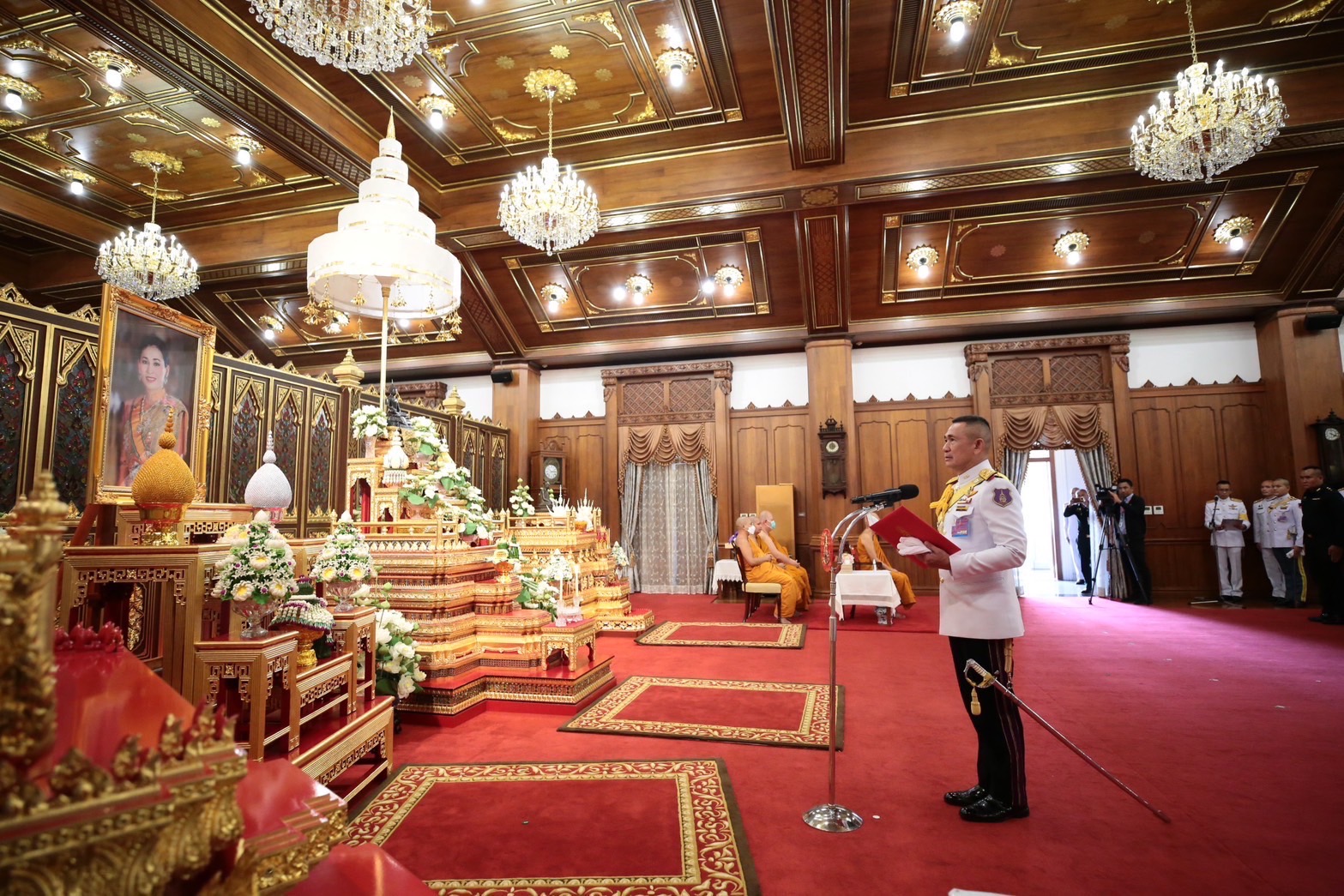 ทบ. จัดกิจกรรมอุปสมบทหมู่เฉลิมพระเกียรติ สมเด็จพระนางเจ้าฯ พระบรมราชินี 