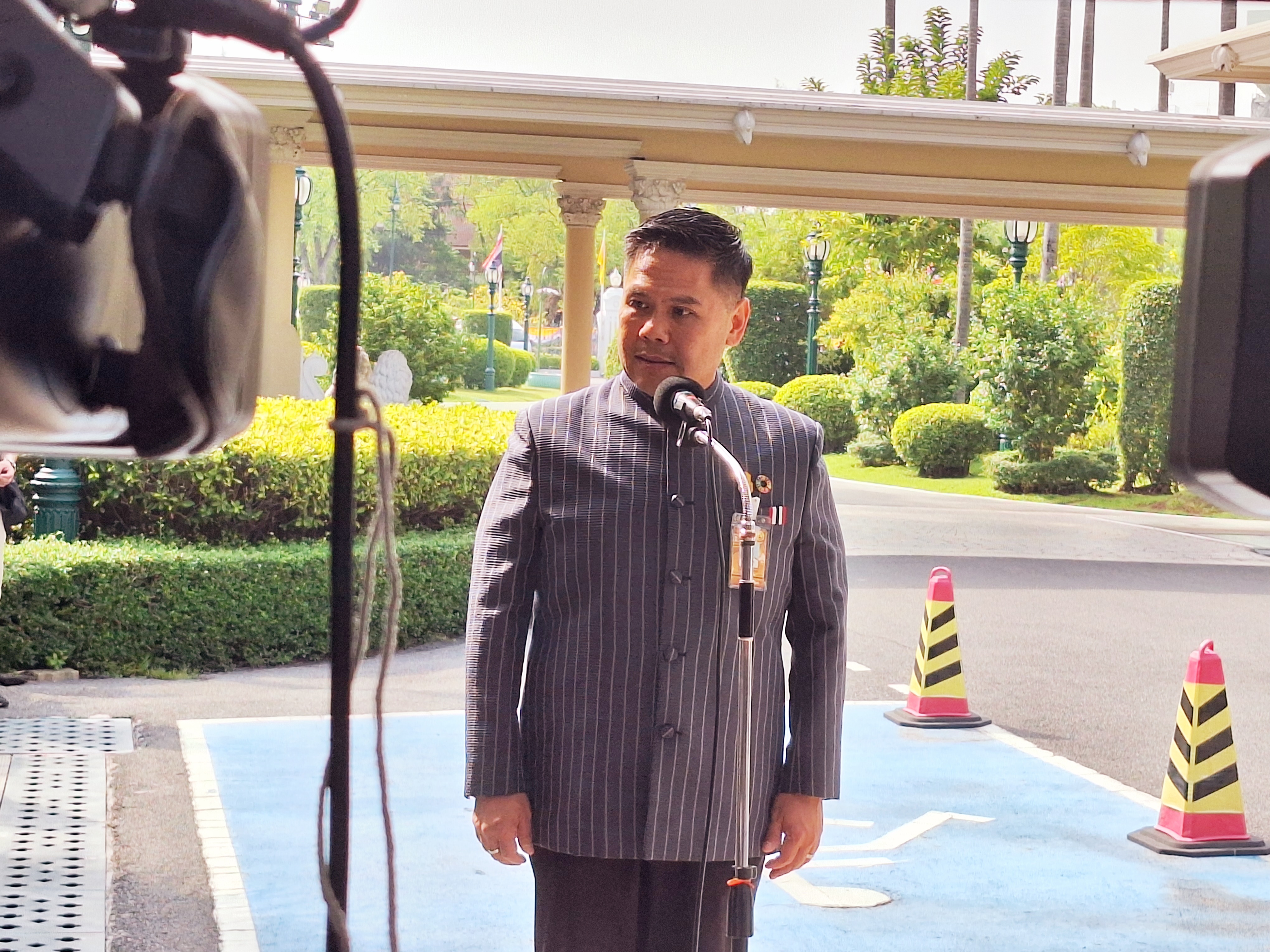 "วราวุธ" ยัน ชทพ.พร้อมทำหน้าที่ฝ่ายค้าน อุบโหวตหนุนตั้งนายกฯหรือไม่ขอหารือพรรคก่อน ชี้เป็นเรื่องละเอียดอ่อน