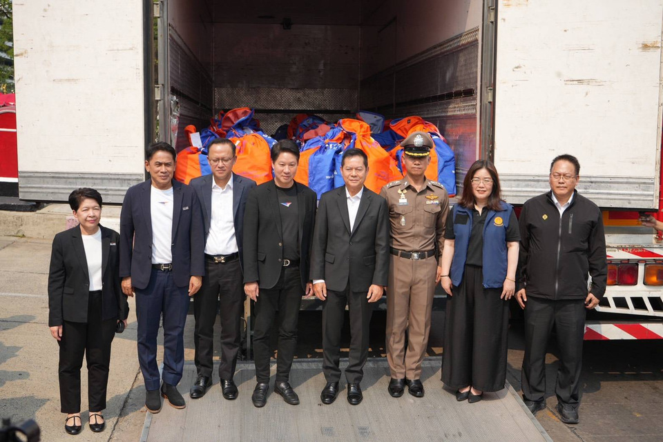 กกต. ร่วมกับ ปณท กรมการกงสุล และ สตช.ปล่อยขบวนรถขนส่งบัตรเลือกตั้งล่วงหน้า 400 เขตทั่วประเทศ รอนับคะแนน 8 ก.พ.นี้
