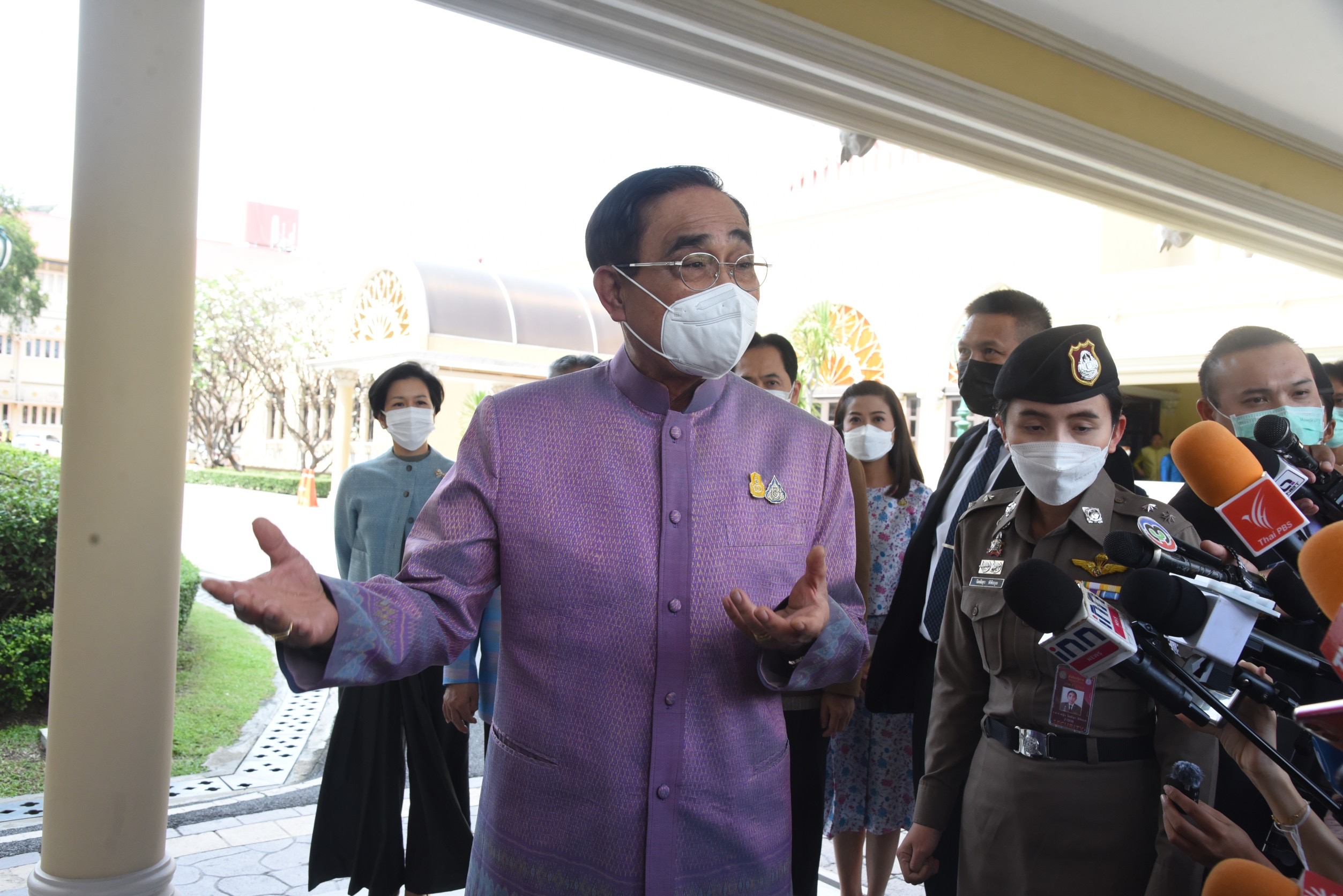 นายกฯ เผย ร่างอนุญาตให้ต่างชาติถือครองที่ดิน ยังอยู่ที่กฤษฎีกา พร้อมรับฟังความเห็น ยันแจงได้หมด