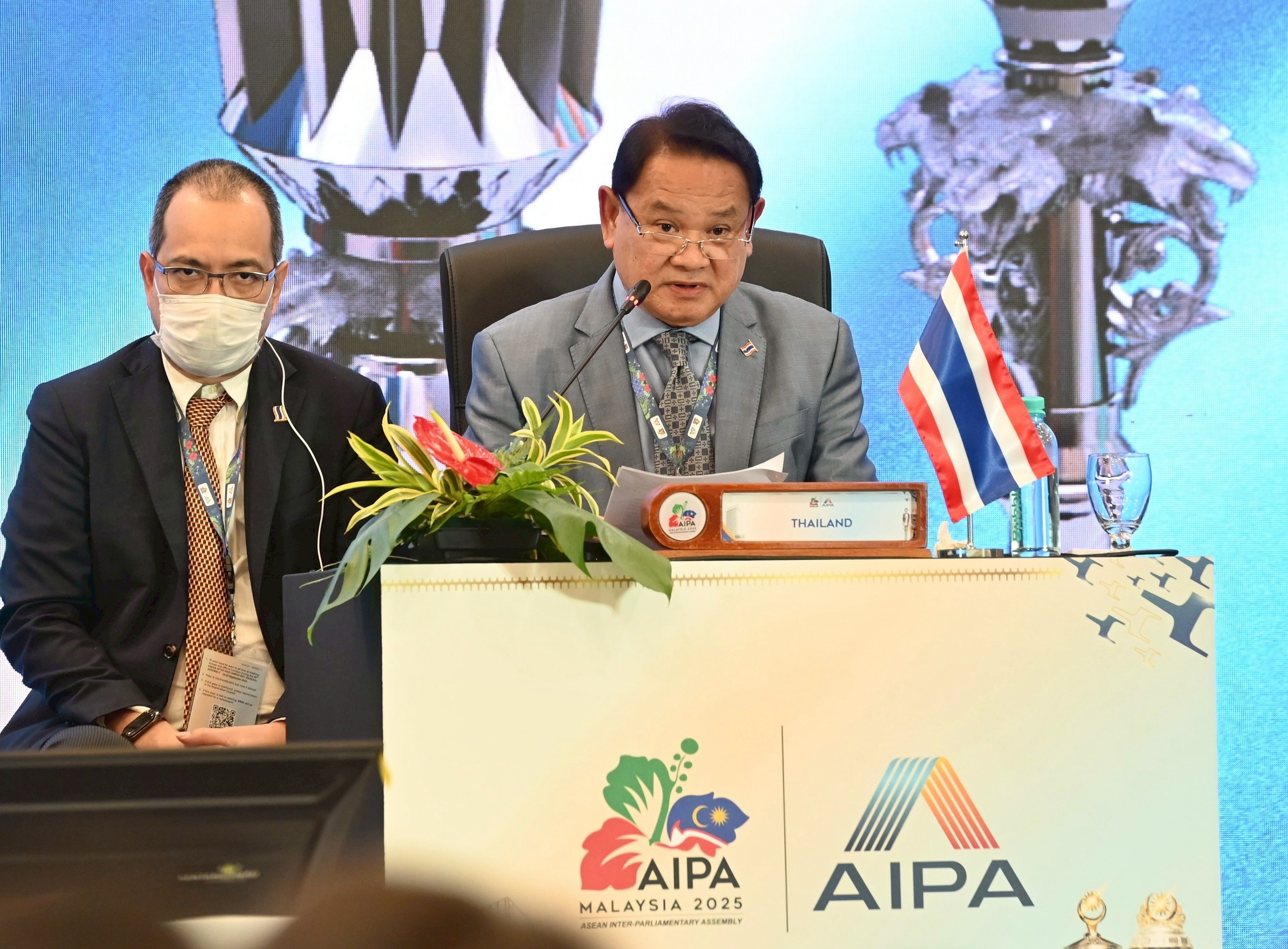 “ฉลาด” ลุกขึ้นปกป้องศักดิ์ศรี! เปิดหลักฐานเด็ดตอกหน้า “กัมพูชา” กลางเวที AIPA ย้ำไทยไม่ยอมถูกบิดเบือน