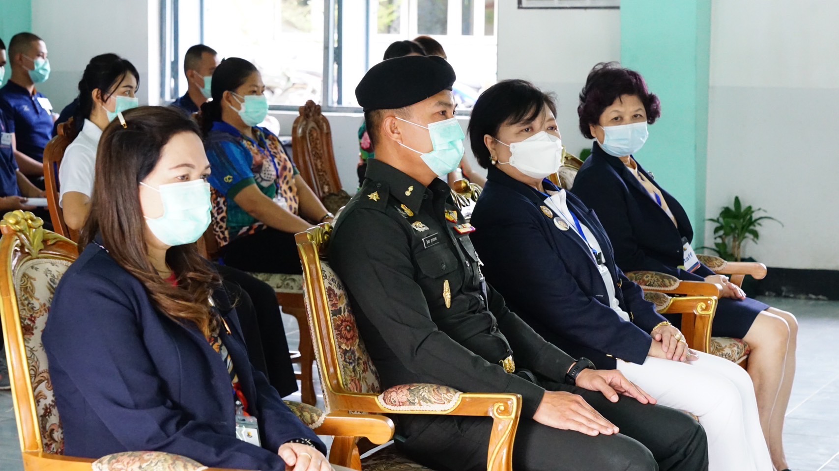 ราชวิทยาลัยจุฬาภรณ์จัดโครงการอบรมการกู้ชีพพื้นฐานให้กำลังพล-ปชช.ในกองสรรพาวุธเบาที่ 1