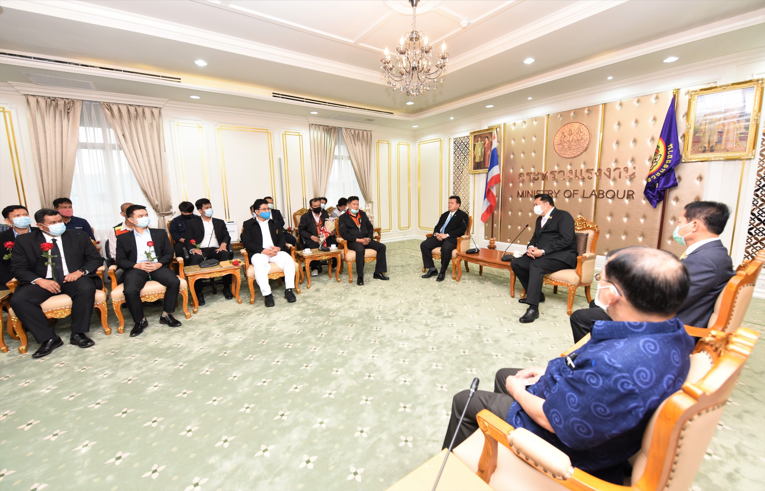ผู้นำแรงงาน ขอบคุณพร้อมให้กำลังใจ"รัฐบาล-สุชาติ"ให้สิทธิ ม33 เรารักกัน รับเยียวยา 4 พัน