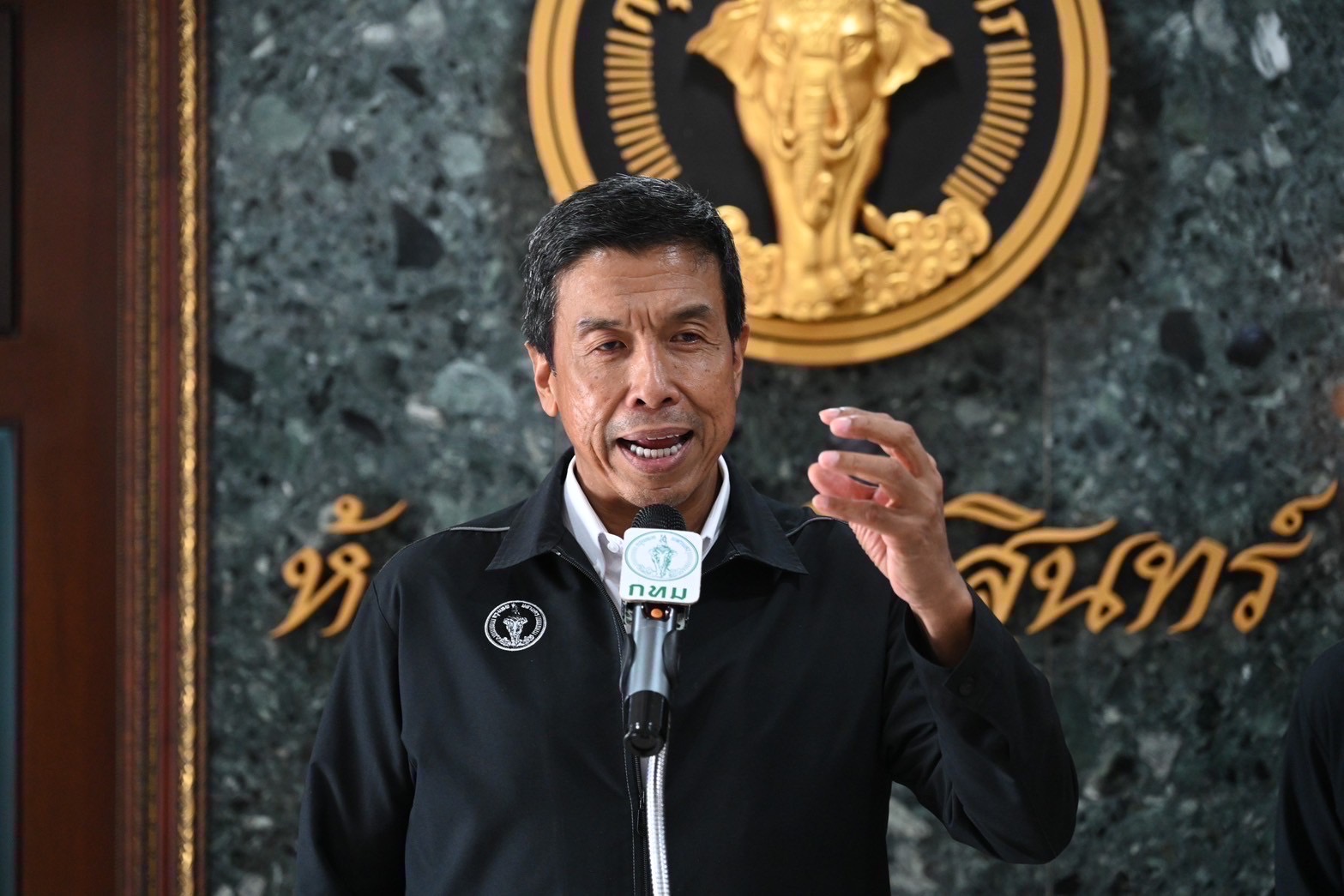 "ชัชชาติ" ยัน สถานการณ์น้ำกรุงเทพฯ ยังไม่น่าห่วง จับตา 40 วันสุดท้าย หวั่นพายุเติมน้ำเขื่อนเร่งระบาย