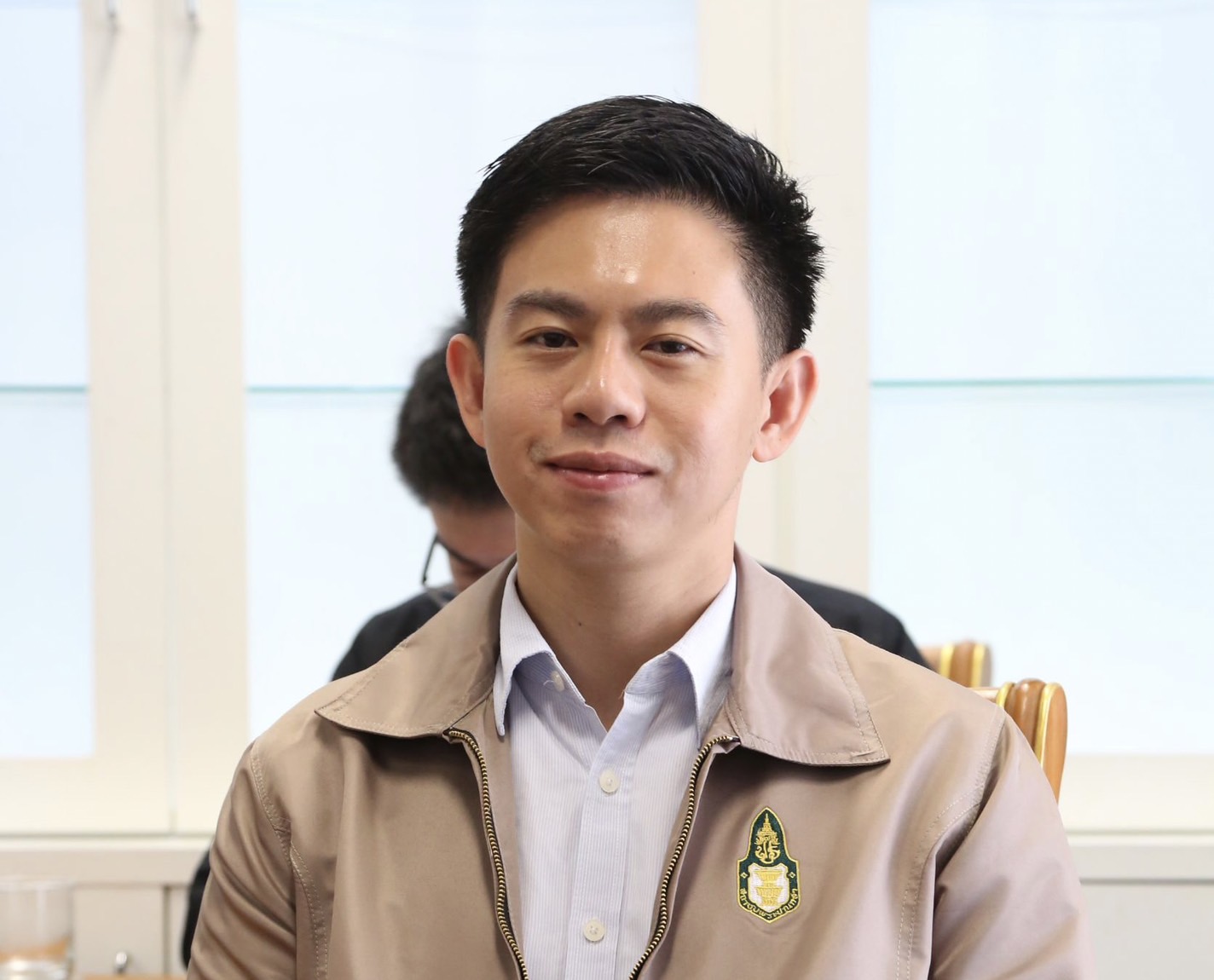 "อิสระ" ยันไม่เคยคิดนั่ง "หัวหน้าพรรคประชาธิปัตย์" อวยพรให้คนที่อยากเป็นสมปรารถนา ไม่ต้องดึงใครมาเป็นเครื่องมือ
