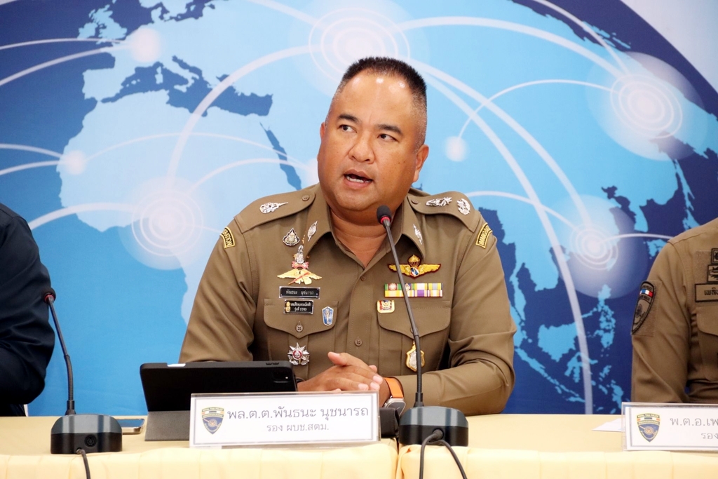 สตม. ระดมจับคนต่างด้าวประกอบธุรกิจผิดกฎหมายในประเทศไทย