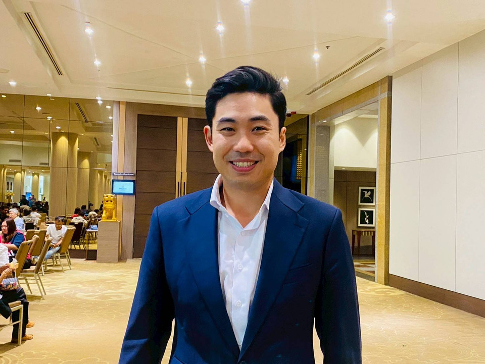“อภิสิทธิ์” นำทีมผู้บริหาร ปชป.ใหม่ สักการะ “พระแม่ธรณี” ก่อนประชุม “เอิร์ธ” ลั่นโฆษกต้องพูดด้วยข้อเท็จจริง ยึดอุดมการณ์พรรค