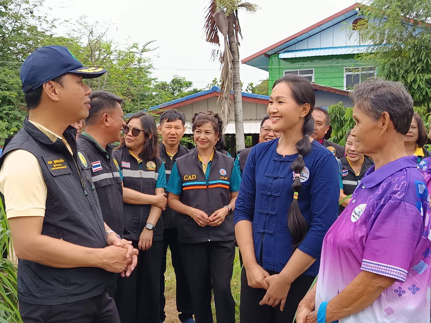 ร้อยเอ็ด ผู้ตรวจราชการกระทรวงเกษตรฯ เขต 12 ตรวจติดตามโครงการและสนับสนุนกลุ่มสมุนไพรชีหัวโนน 