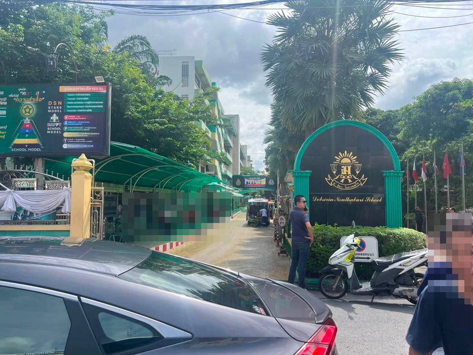 สื่อต่างประเทศตีข่าวใหญ่! สลด “นักเรียนไทย” ก่อเหตุยิงในโรงเรียน ครู-นักเรียนสังเวยชีวิต ก่อนปลิดชีพตัวเอง