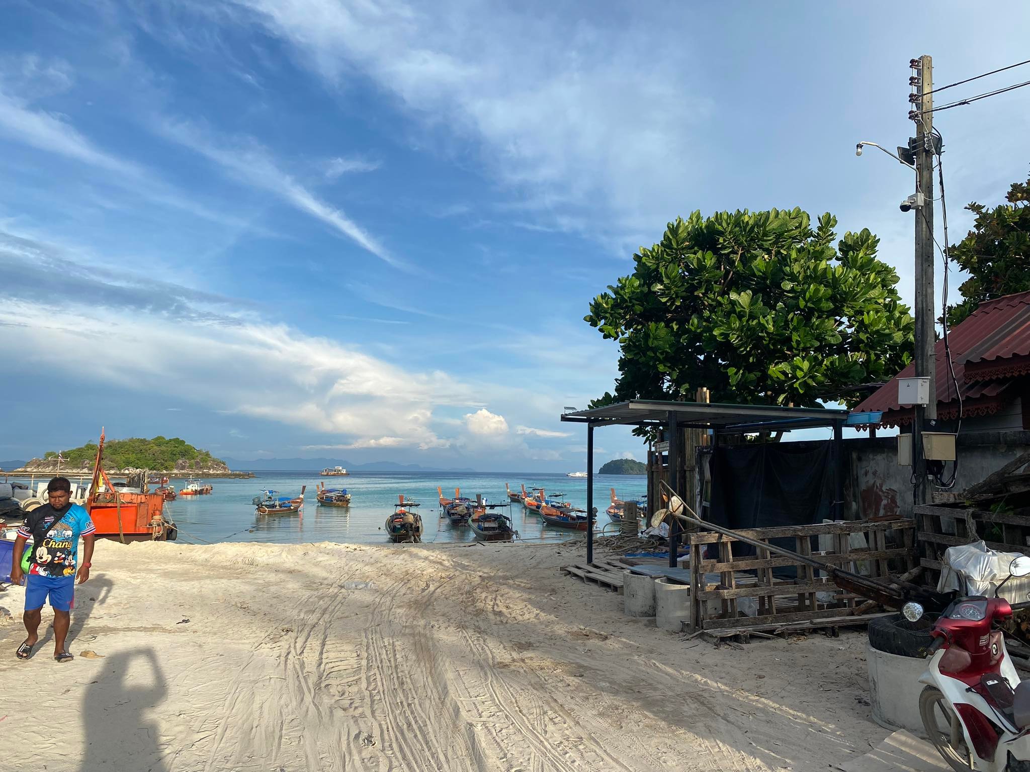 ชาวเลหลีเป๊ะเดือดขู่ปิดเกาะ-บุกทำเนียบ 