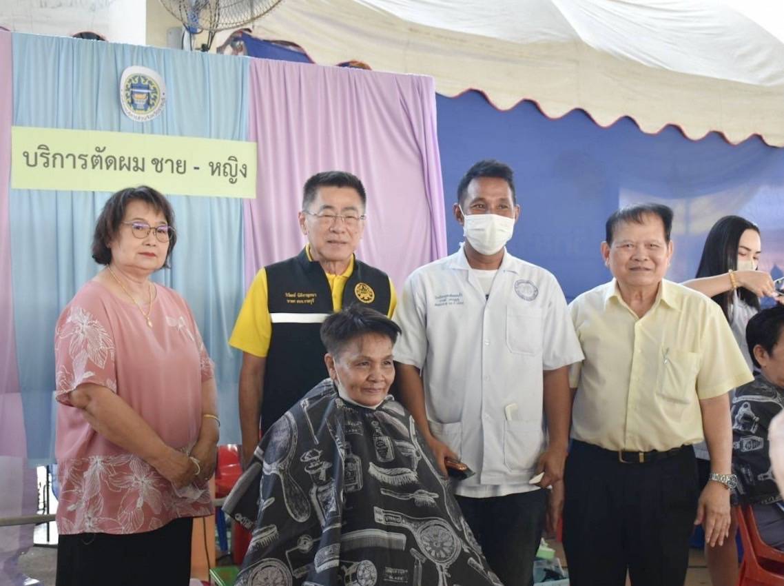 อบจ.ราชบุรี จัดส่งเสริมอาชีพให้กับชาวบางแพ    