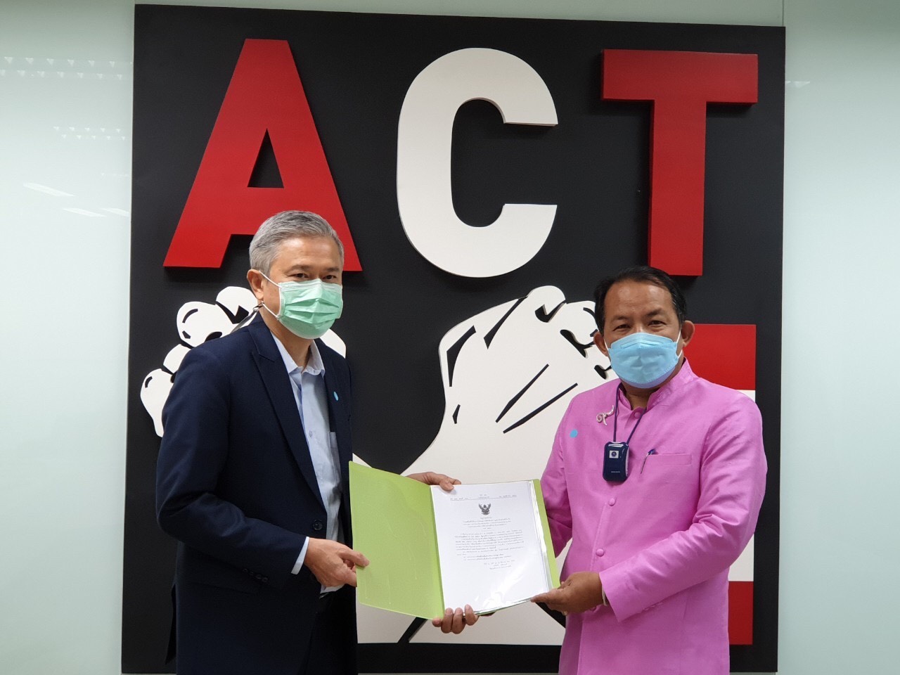 ศรีสุวรรณผนึกกำลังร่วมกับองค์กรต่อต้านคอรัปชั่น  ตรวจสอบปัญหาการทุจริตในเขตปลอดอากร