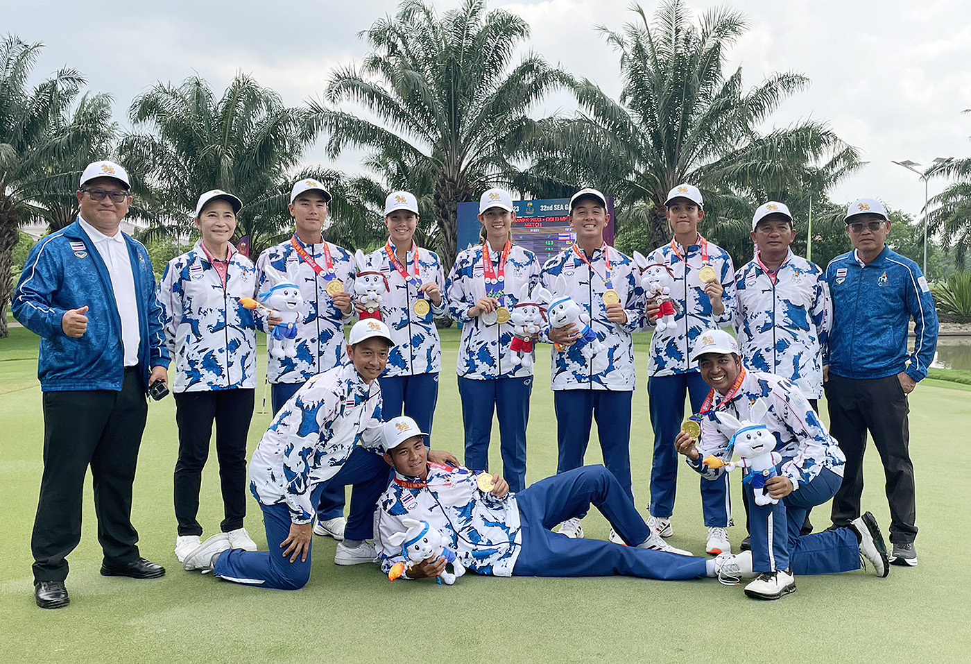 เหมา 2 ทอง! "ทีมสวิงไทย" โชว์ฟอร์มทีมชาย-หญิง คว้าเจ้าเหรียญทองกีฬากอล์ฟ ซีเกมส์ 2023