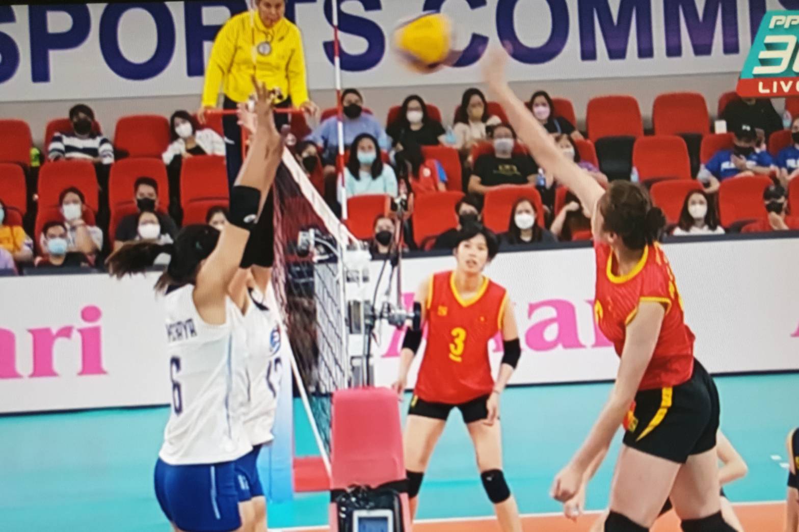 ตามเป้า! "นักตบสาวไทย" อัด "เวียดนาม" 3 เซต คว้าที่ 3 ศึก "เอวีซี คัพ 2022"