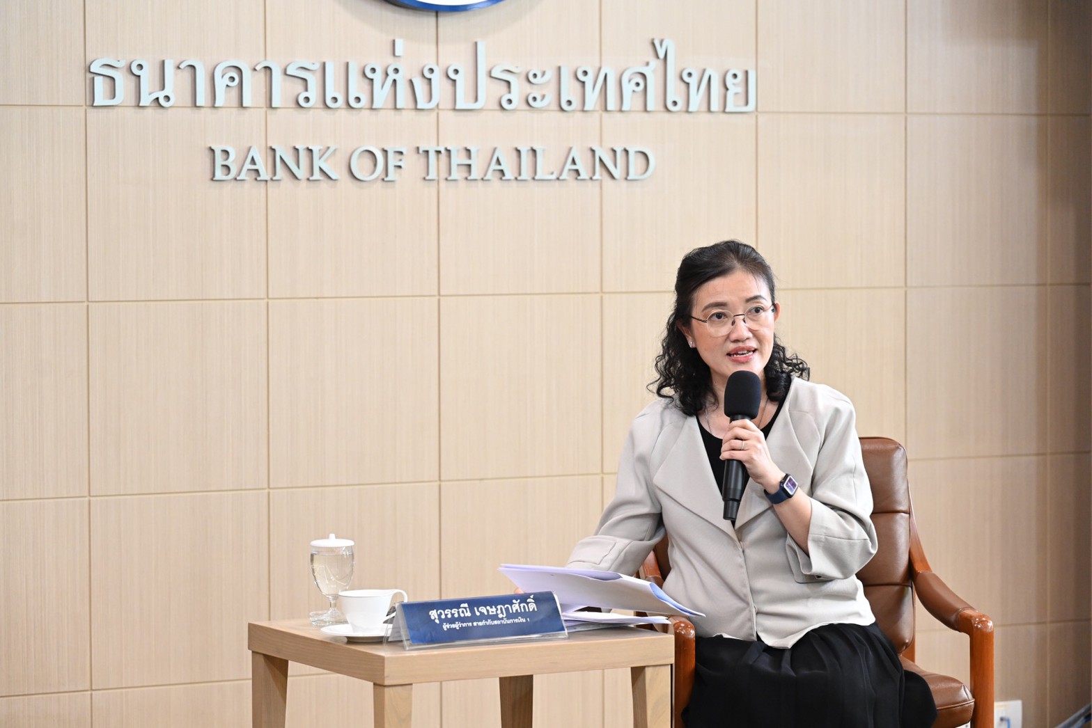 สินเชื่อแบงก์พาณิชย์ทั้งระบบ Q1/66 ชะลอลงมาโตแค่ 0.5% จับตาการชำระหนี้กลุ่มครัวเรือนเปราะบางใกล้ชิด