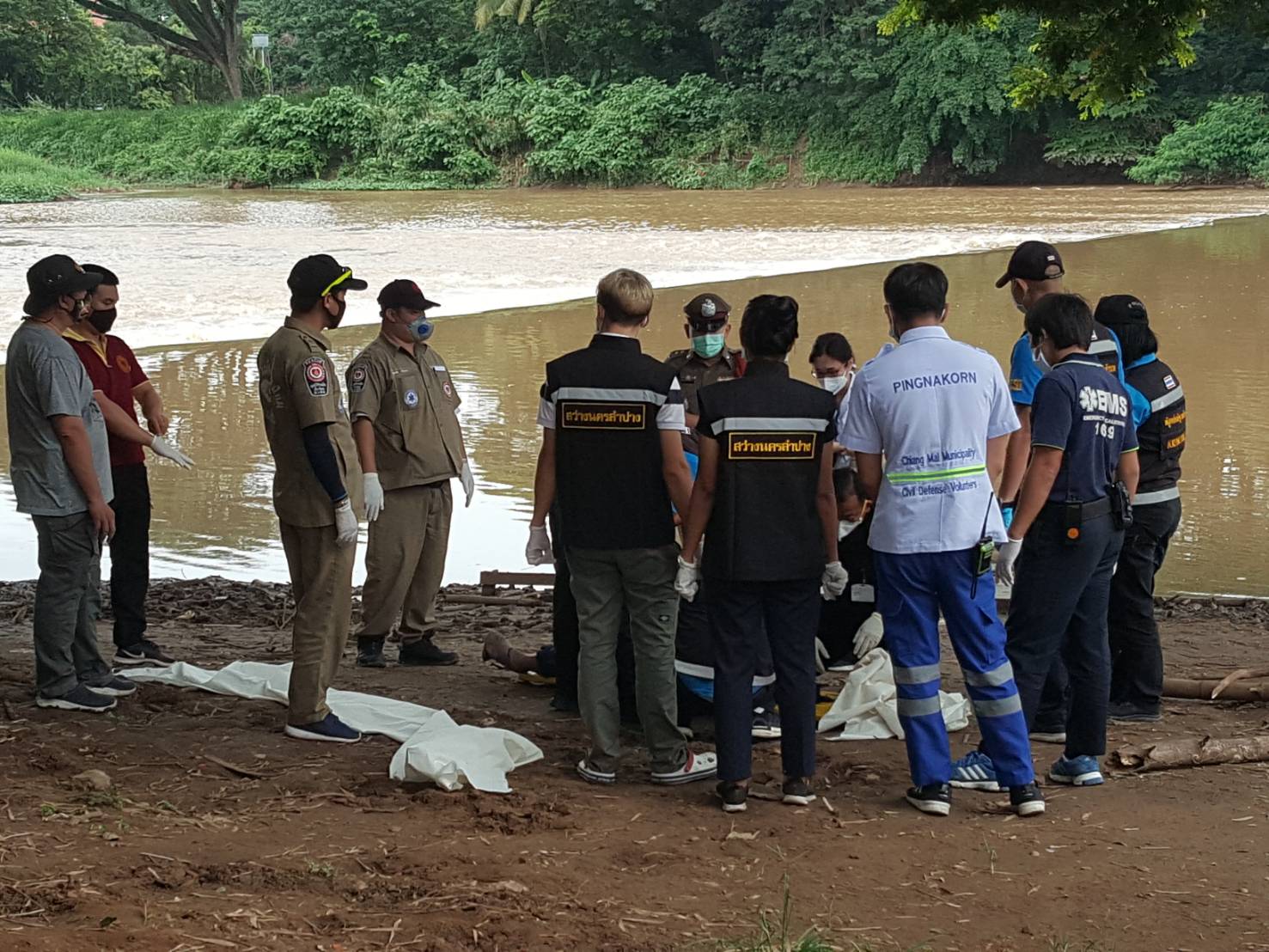 พบศพหญิงสาวใหญ่ลอยกลางแม่น้ำปิง คาดฆ่าอำพรางคดี