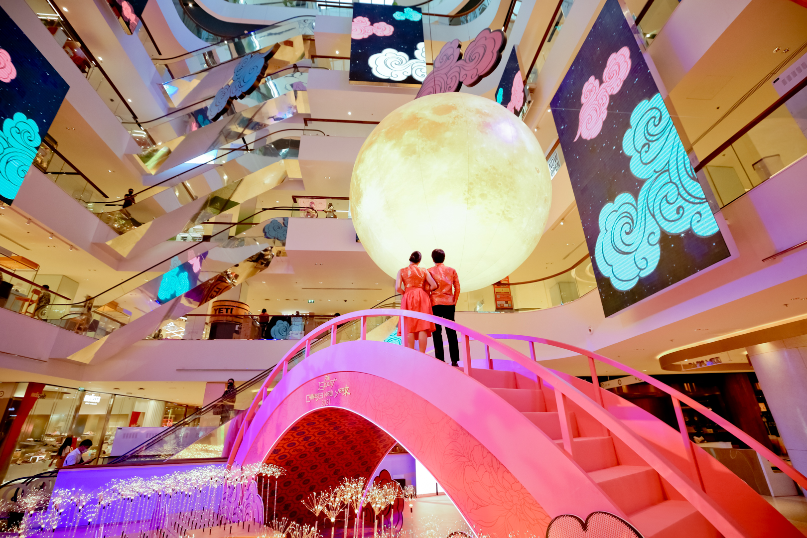 วาเลนไทน์นี้ทั้งโชคดี มีรักในแคมเปญ “The Land of Love” ที่ศูนย์การค้าเซ็นทรัลทั่วประเทศ  