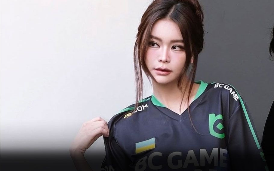 “เสื้อเจอร์ซีย์อีสปอร์ต” บุกฟีดครีเอเตอร์ไทย จากยูนิฟอร์มในเกม สู่ไอเทมสตรีทแวร์ใส่ในชีวิตประจำวัน