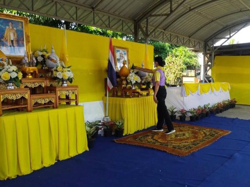 เทศบาลตำบลเพชรเมืองทอง จัดกิจกรรมเพื่อน้อมสำนึกในพระมหากรุณาธิคุณในหลวงร.9 