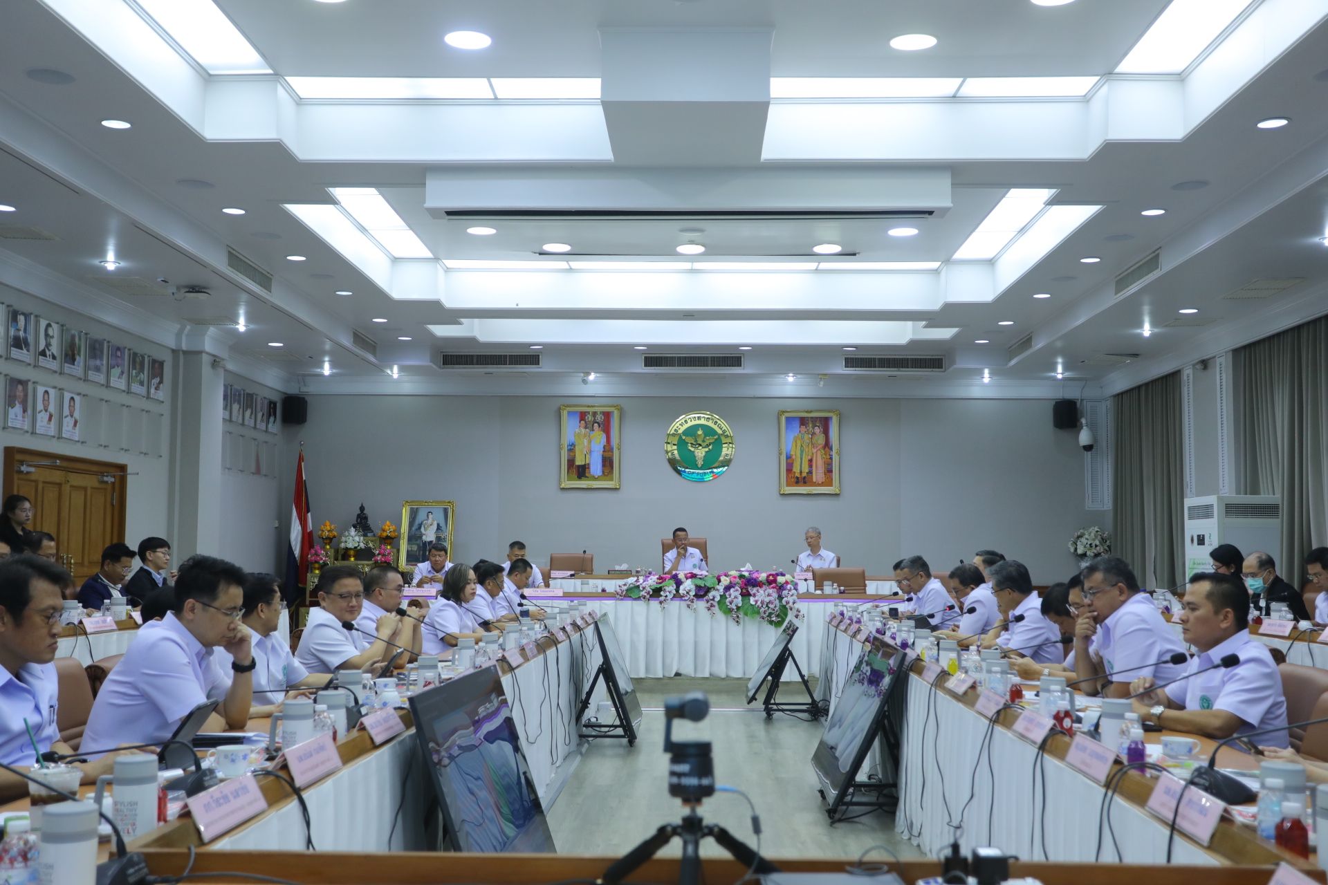 “สมศักดิ์” สั่ง สธ.เฝ้าระวังโรคช่วงหน้าฝน พร้อมเผย เชิญ “โอปอล” ร่วมรณรงค์ป้องกันมะเร็งในสตรี 