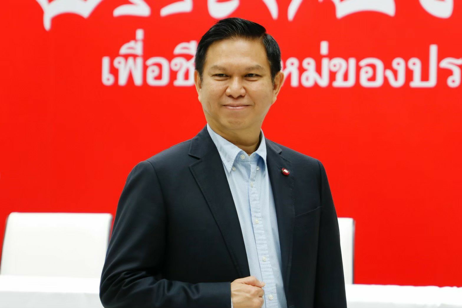 “วรวัจน์” ชี้ คุณสมบัติ “ปธ.สภาฯ” ไม่ว่าจากพรรคใด ต้องได้ความร่วมมือจากทุกคน ขอ มองความสำเร็จร่วมกัน ให้ฝ่ายปชต. เป็นนายกฯ