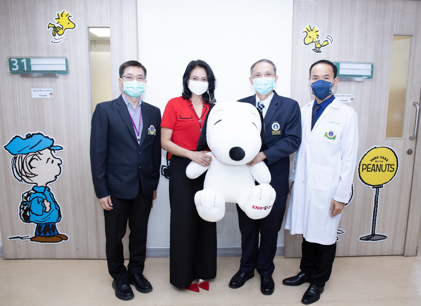 Peanuts Worldwide ยกขบวน "สนูปี้ - ชาร์ลี บราวน์" และผองเพื่อน  ร่วมสร้างสีสันกับโครงการ “Take Care With Peanuts” ครั้งแรกในไทย 