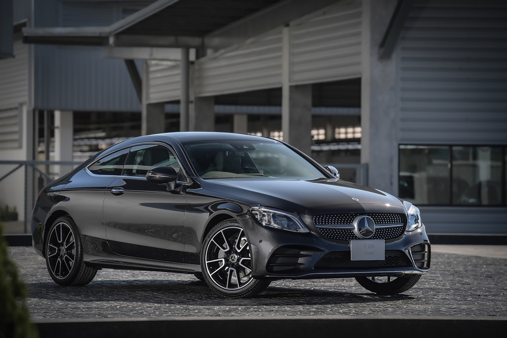 เมอร์เซเดส-เบนซ์ รุกตลาดรับปี2020 ดันยนตรกรรมใหม่ 3 รุ่นกลุ่ม Dream Car ตระกูล AMG C200 Coupé E200 Coupé และ E300 Cabriolet