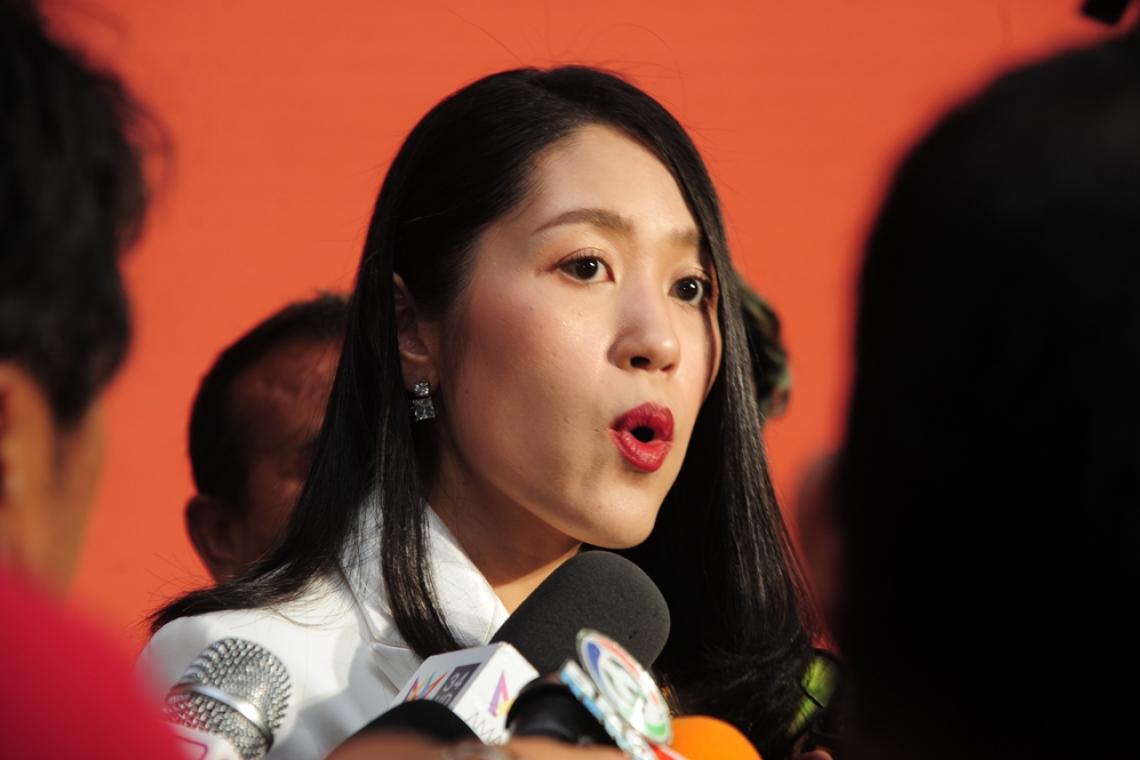 'ช่อ' ชวนกักตัวเองถ้าสงสัยติดเชื้อ ไม่ป่วยไม่ต้องใส่หน้ากาก ติด#อยากให้ธนาธรเป็นนายก