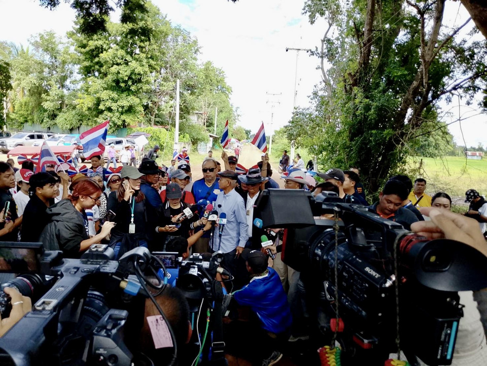 "กองทัพภาคที่ 1" สรุปสถานการณ์ชายแดนไทย-กัมพูชา จ.สระแก้ว ยังปกติ จนท.ตรึงกำลัง คาด3-4วันเก็บกู้ระเบิด "บ้านหนองหญ้าแก้ว" ได้ปลอดภัย