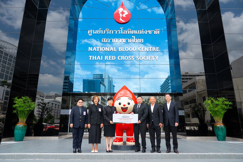 กลุ่มพูลผล มอบเงิน 1.95 ล้าน เพื่อซ่อมบำรุงรถรับบริจาคโลหิตเคลื่อนที่ เพิ่มประสิทธิภาพออกหน่วยรับบริจาคโลหิต