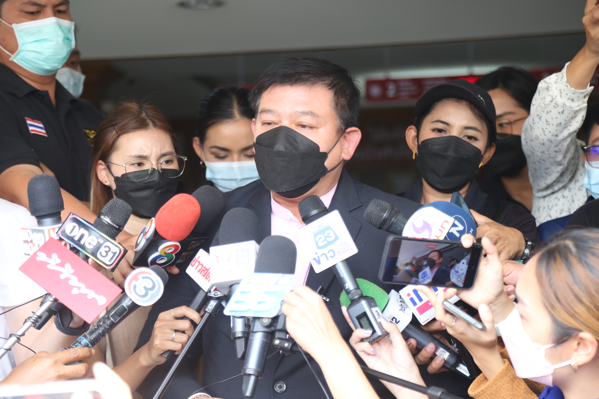 'สิระ'แจ้งความ 'เต้' ปล่อยคลิปลุงหาปลาผิดพรบ.คอมฯ​ ​จ่อยื่นป.ป.ช. สอบจริยธรรม