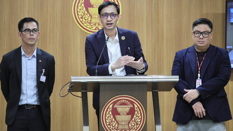 “พรรคส้ม” แฉวงในงบฯ ปี 70 ปมอนุกมธ.ครุภัณฑ์ฯ รองปลัด มท. เดือดหลังถูกถามปกปิดข้อมูล