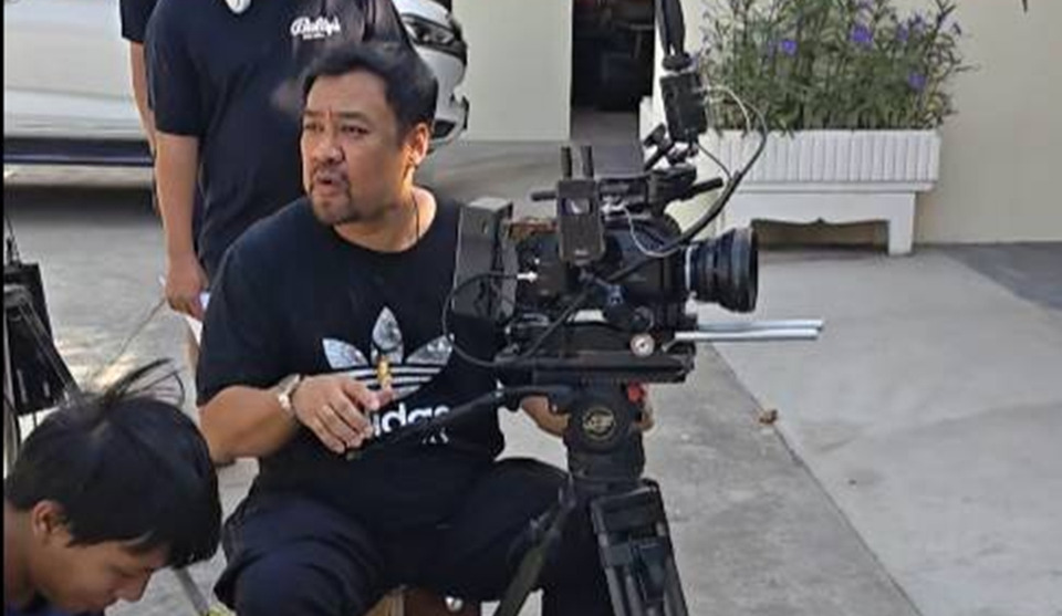 "บอย-เจตนิพัทธ์" ผันกำกับซีรีส์เรื่องเล่าอาจารย์ยอด กระแสดีเรตติ้งพุ่ง