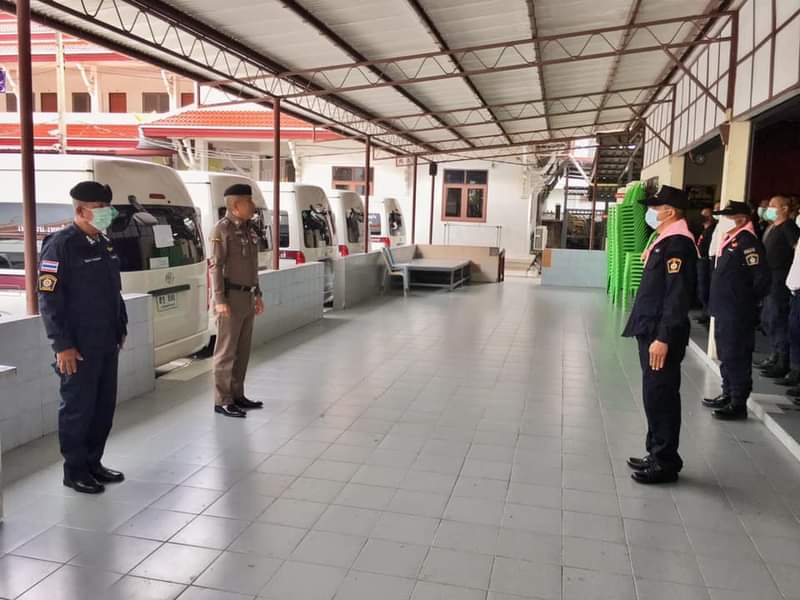 ผู้การเพชรบุรีตรวจเยี่ยมและให้กำลังใจกำลังพลกองร้อยควบคุมฝูงชน 