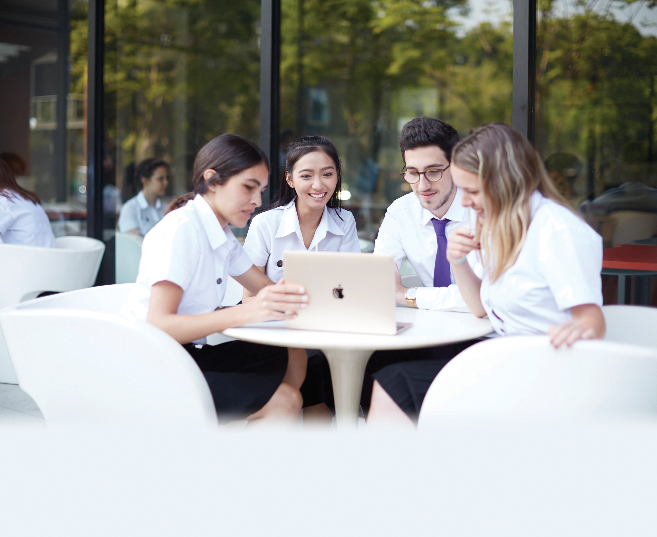 มหาวิทยาลัยกรุงเทพ  ยกระดับทักษะAI ผ่าน Coursera Gen-AI Academy ฟรี!