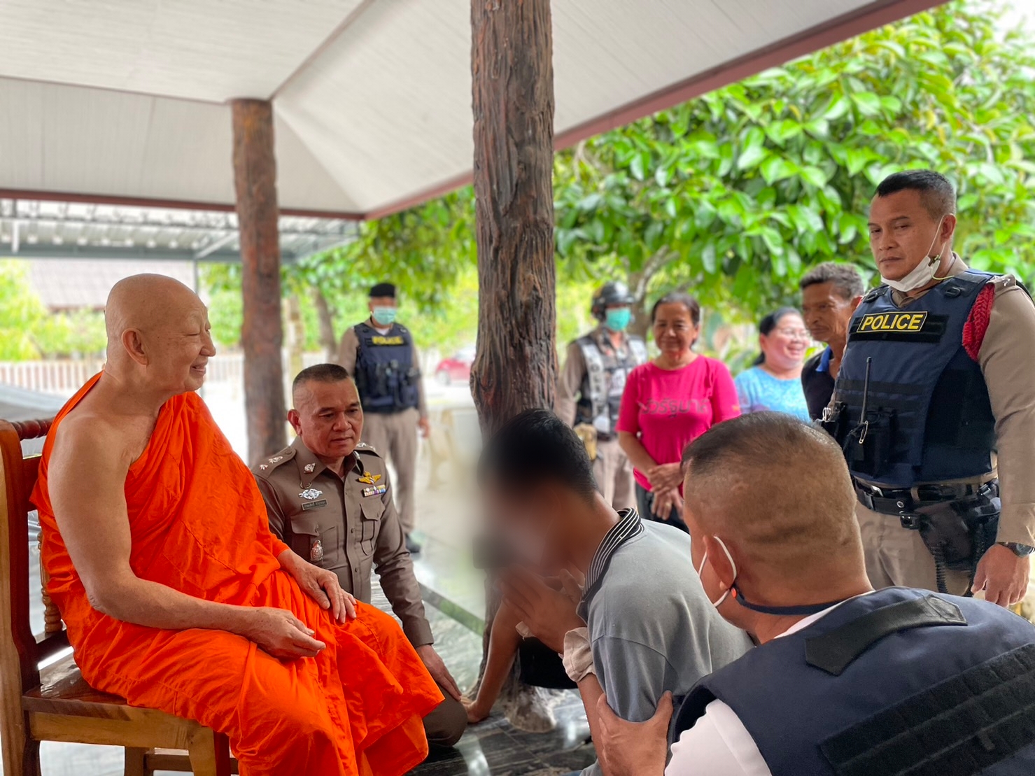 รวบทิดสึกใหม่ย้อนกลับวัดลักเงินทำบุญ