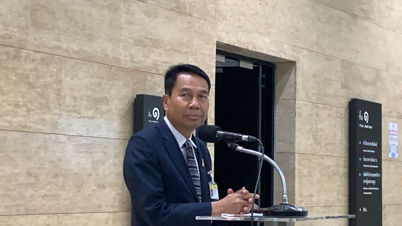 "สุทิน" ปัด เล่นเกมล่มองค์ประชุม ชี้ ปัญหาไม่ได้อยู่ที่ฝ่ายค้าน รัฐบาลมาครบก็จบ