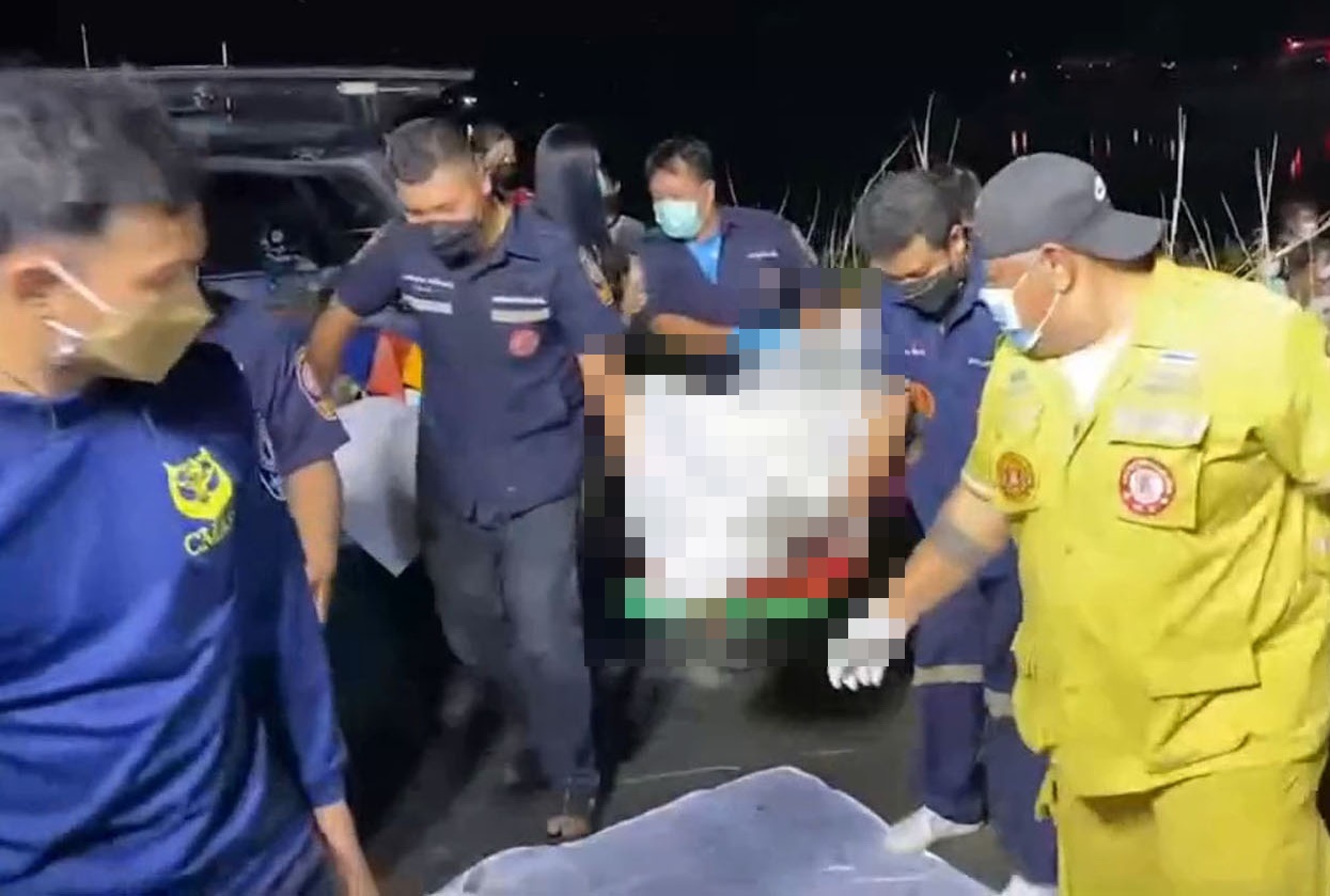 สลด! หนุ่มวัย31ซ้อมลงสนามแข่งเรือเร็ว กระบอกหางเครื่องขาดพลิกคว่ำจมน้ำดับ