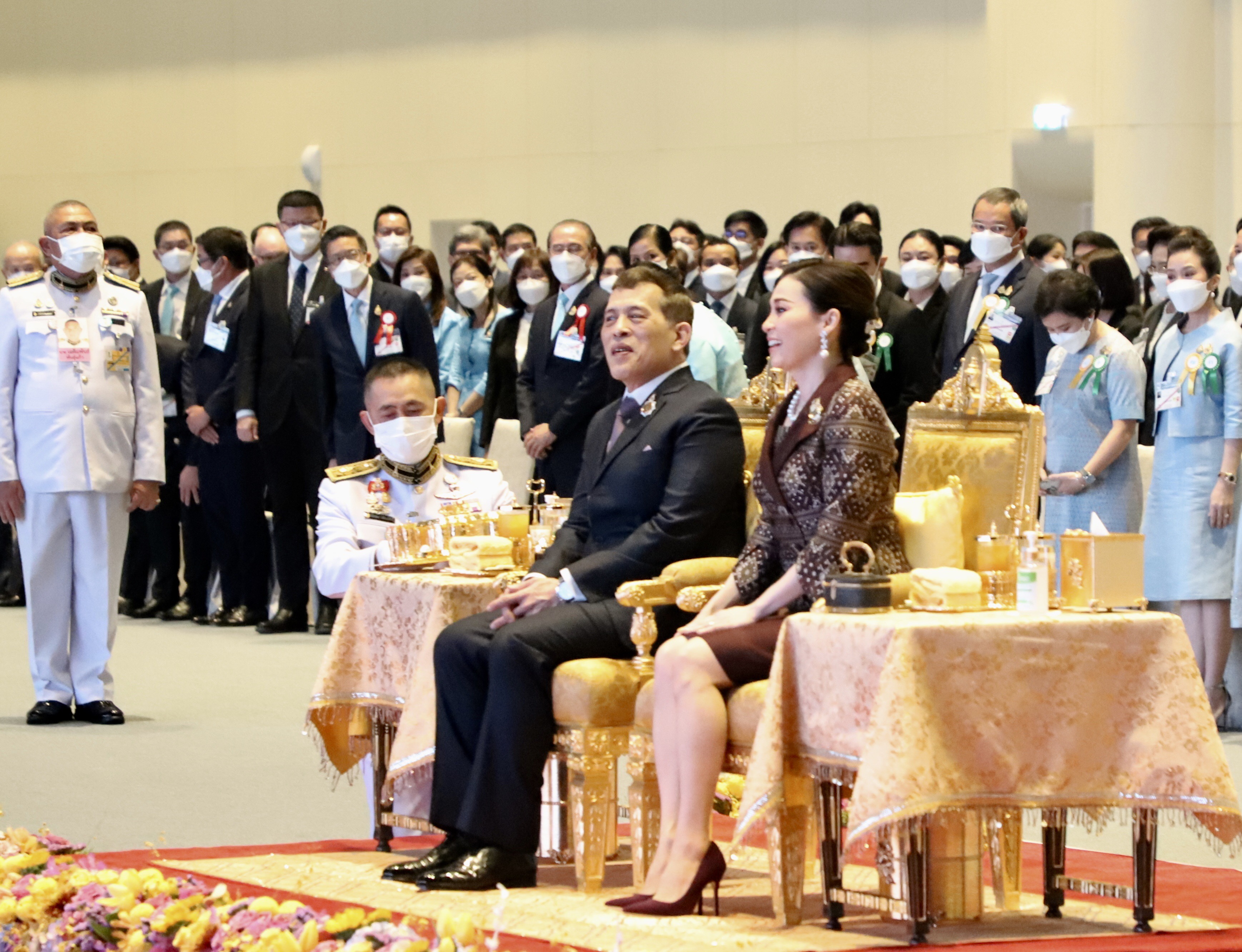 “ในหลวง-พระราชินี” ทรงเปิดอาคารศูนย์การประชุมแห่งชาติสิริกิติ์