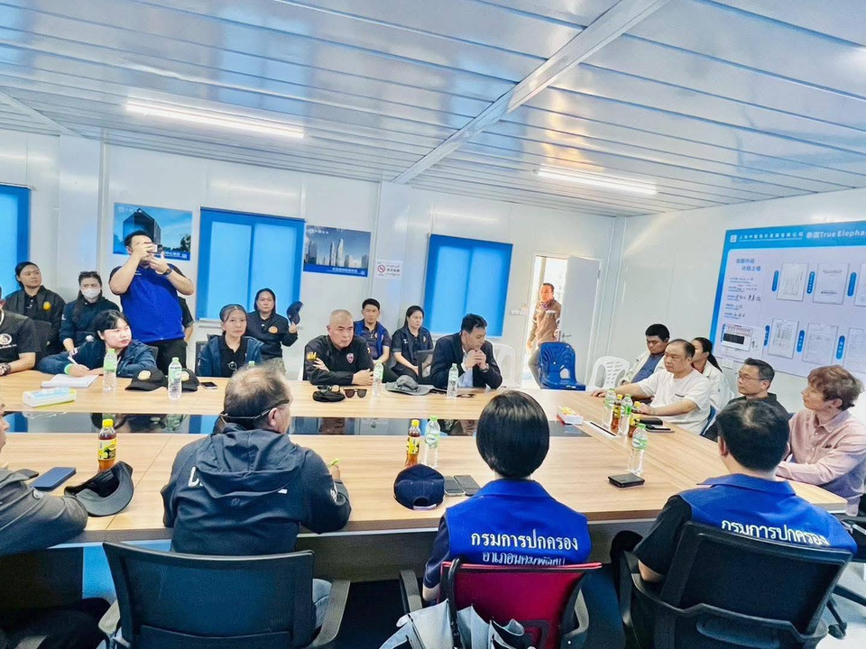 จบศึกแรงงานไทย-จีนในนิคมฯ ระยอง คุมสถานการณ์อยู่ สั่งหยุดงาน-แยกตัวต้นเหตุ ป้องกันเหตุซ้ำ 