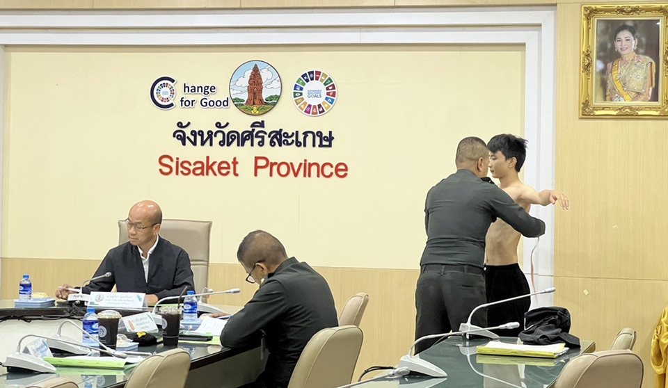 รองผู้ว่าฯ ศรีสะเกษ พิจารณาคำร้องทหารกองเกิน 7 ราย ยึดความเป็นธรรม