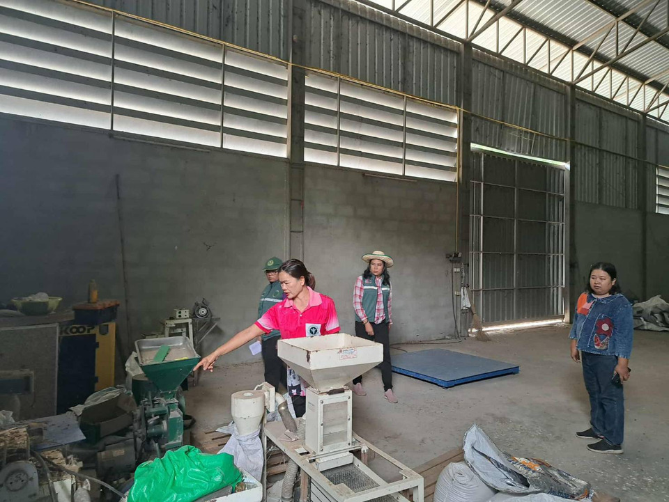 ยโสธรติดตามตรวจสอบครุภัณฑ์กลุ่มเกษตรกร ข้าวอินทรีย์บ้านคำครตา เสริมแกร่งการผลิตและแปรรูป