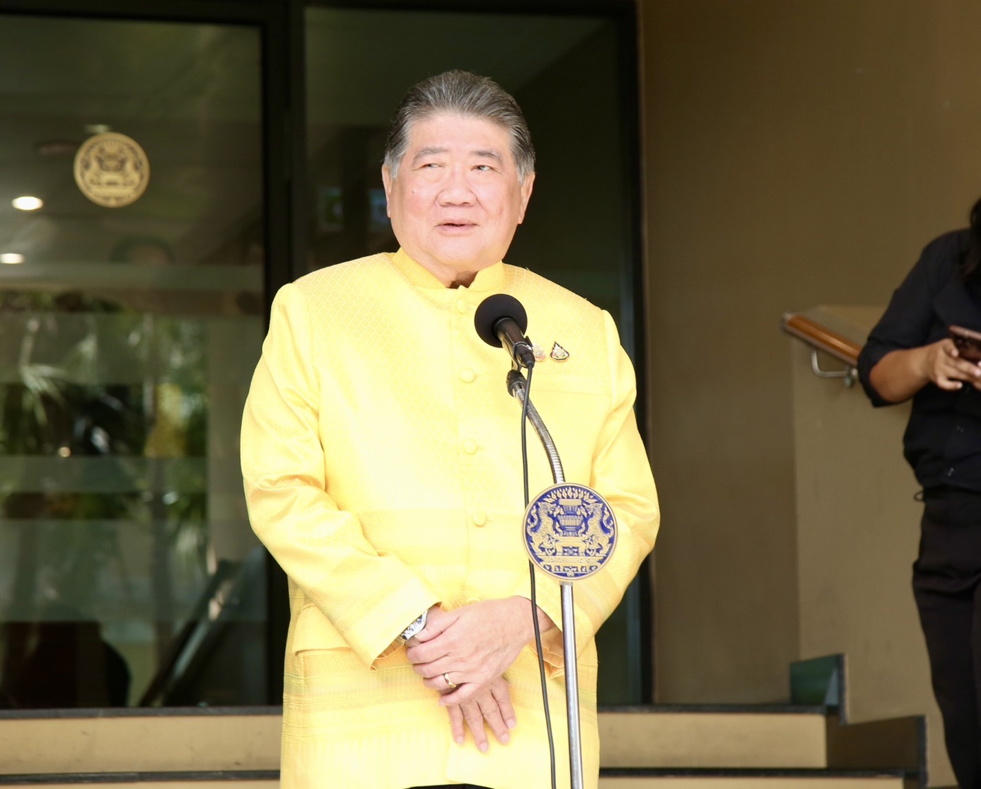 “ภูมิธรรม” เรียกประชุม ครม.รักษาการพรุ่งนี้ นายกฯ สปป.ลาวเลื่อนคิวมาไทยออกไป รอไทยได้นายกฯคนใหม่