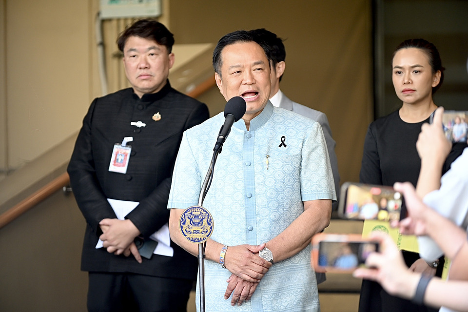 "อนุทิน" สยบข่าวลือ! ยัน ชายแดนไทย-กัมพูชา ยังปกติ  มั่นใจไม่มีสัญญาณปะทะรอบ 3  ย้ำ กองทัพไทย เฝ้าระวังใกล้ชิดตามข้อตกลงหยุดยิง