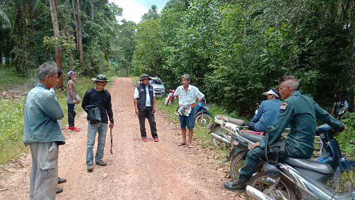 ตำรวจตระเวนชายแดน 425 ตะกั่วป่า ร่วมกับชาวบ้านตำบลบางวัน อ.คุระบุรี ปูพรมหาลุงวัย 81 ปีหายออกจากบ้านปริศนา